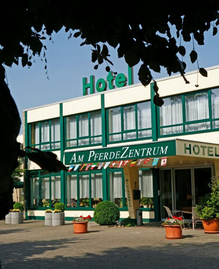 Hotel Am Pferdezentrum Vechta Exterior photo